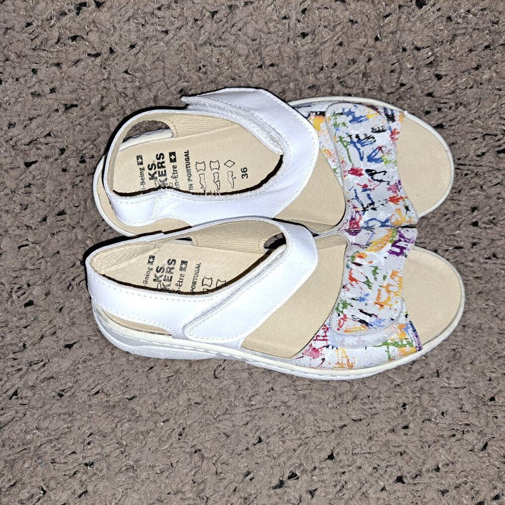 VOLKS WALKERS-White Leather-Dbl Hook/Loop Strap-Paint Spatter-Sz 36/6-NWOB - Picture 6 of 7